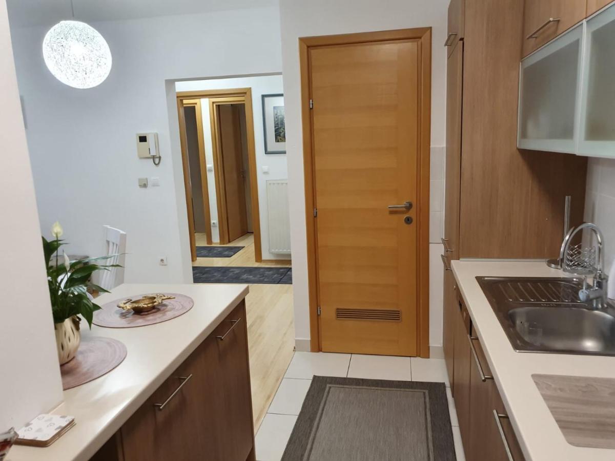 Apartman Arina Apartment Zagreb Bagian luar foto